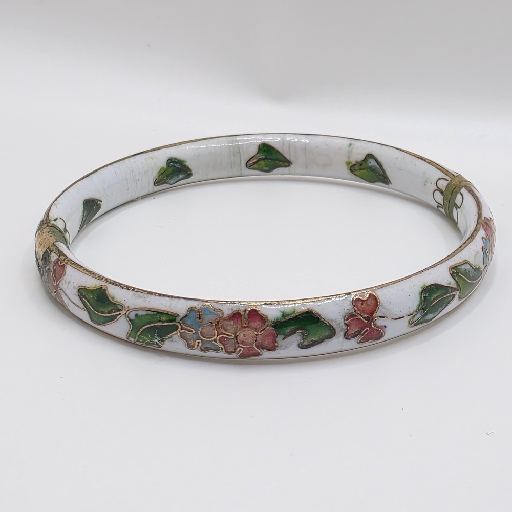 Vintage White Floral Cloisonne Enamel Hinged Bangle Bracelet Gold Tone 7 Inch